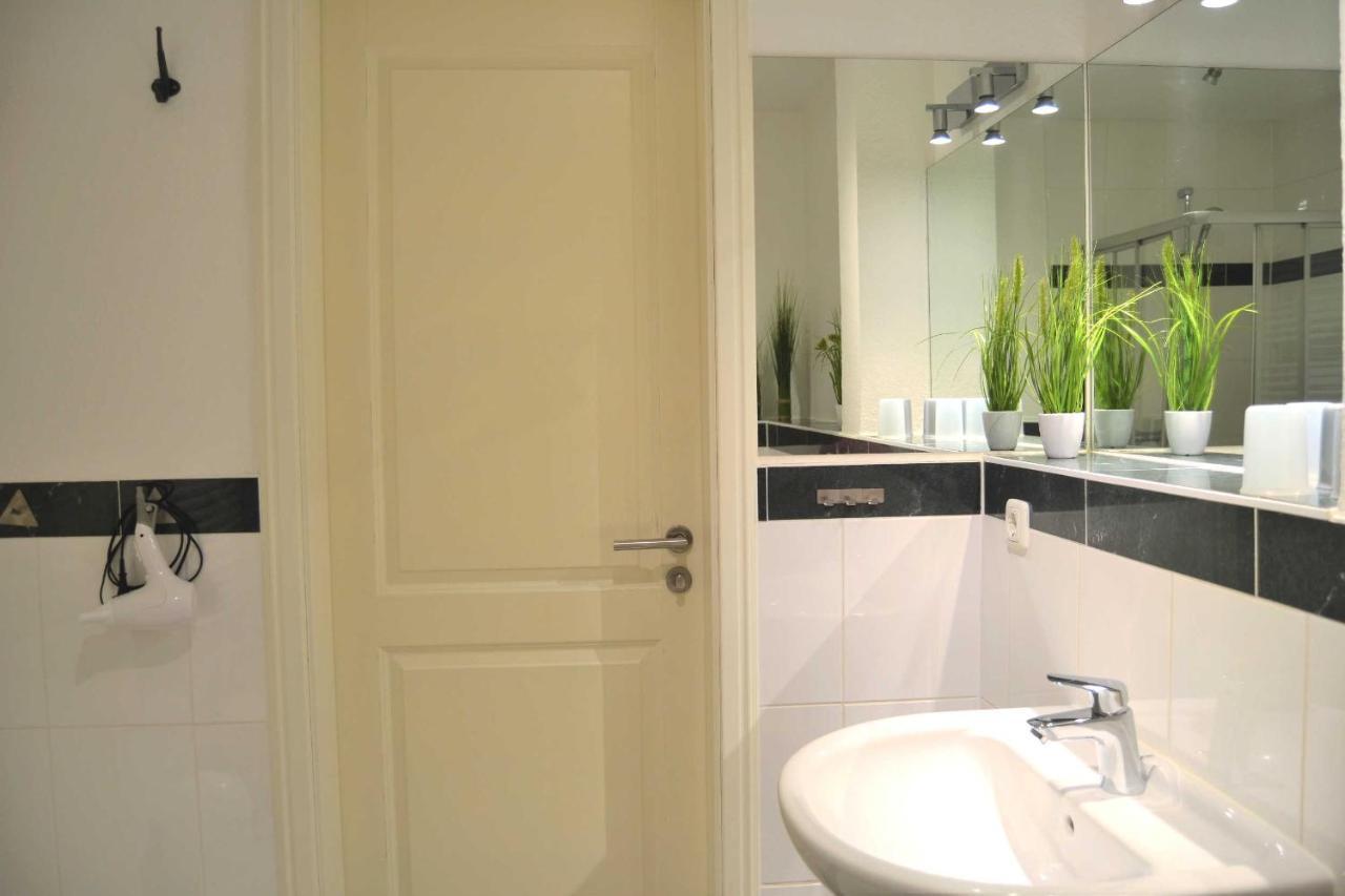 Residenz Prorer Wiek App 7 Strandnah, Mit Balkon By Unsere Urlaubszeit بينز الغرفة الصورة